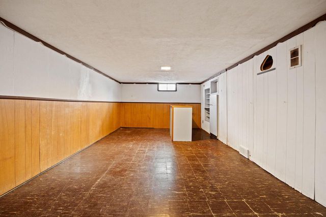 1517 S Arch Street, Janesville, WI 53546