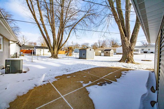 1517 S Arch Street, Janesville, WI 53546