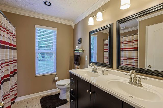10420 Blacksmith Place, Florence, KY 41042