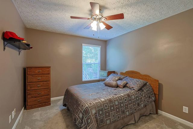 10420 Blacksmith Place, Florence, KY 41042