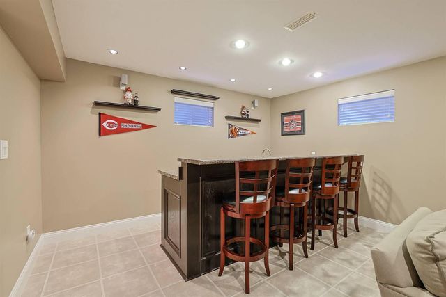 10420 Blacksmith Place, Florence, KY 41042
