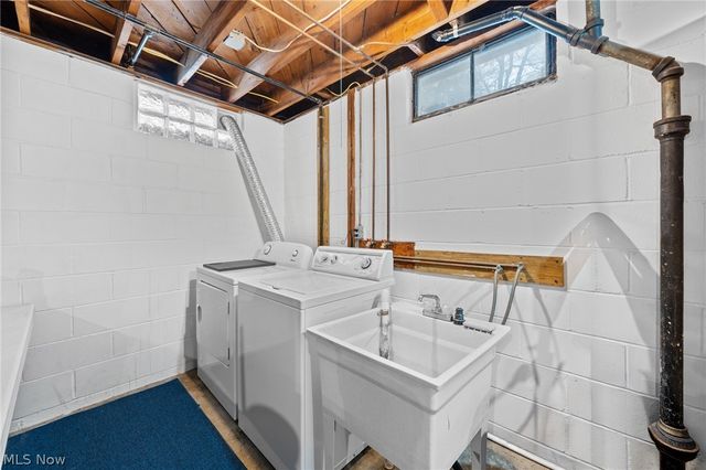 22 Youtz Avenue, Akron, OH 44301