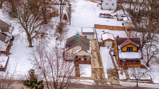 22 Youtz Avenue, Akron, OH 44301