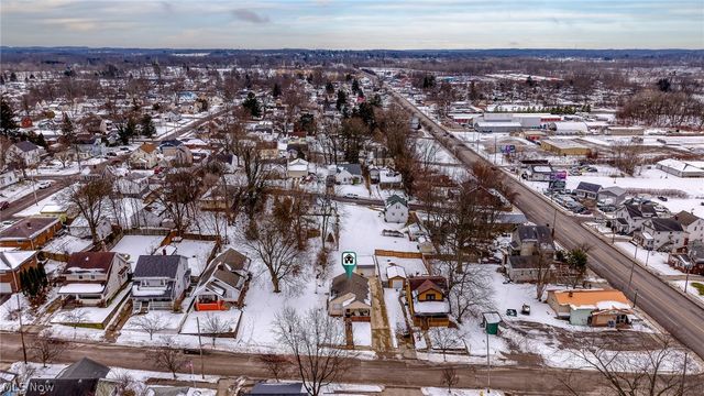 22 Youtz Avenue, Akron, OH 44301