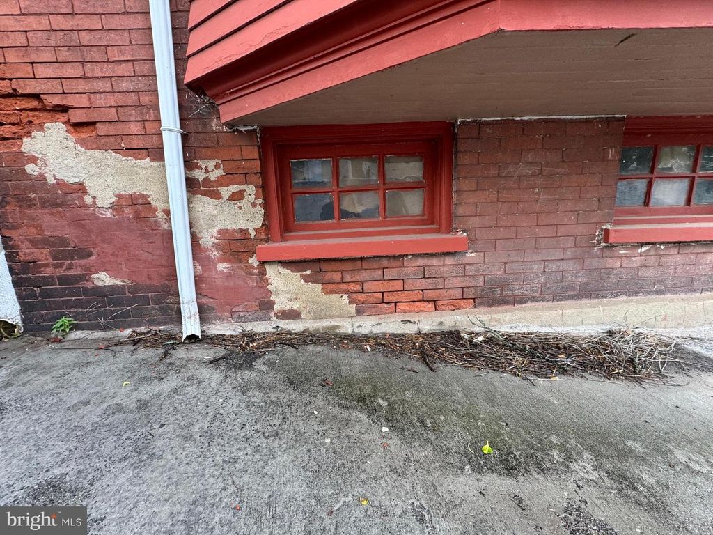 267 N YORK ST, Pottstown, PA 19464