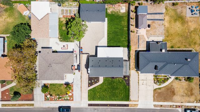 343 E 6990 S, Midvale, UT 84047