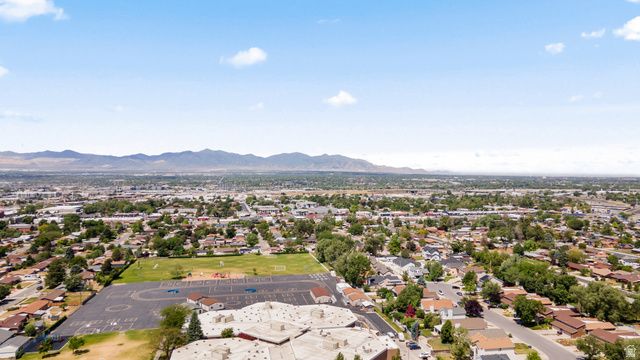 343 E 6990 S, Midvale, UT 84047