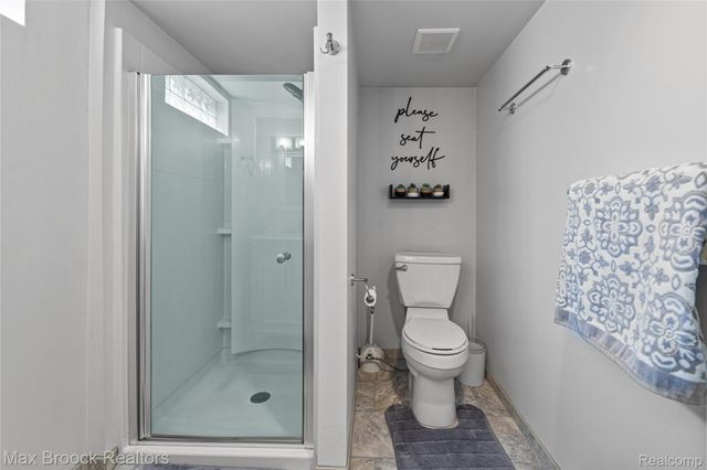 29064 Howard Avenue, Madison Heights, MI 48071