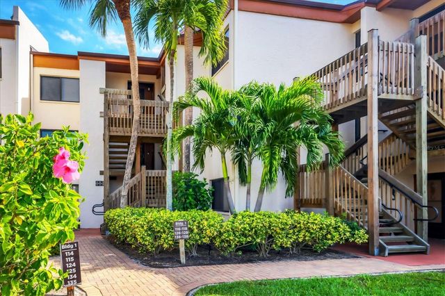 1900 COVE II PLACE 127, Sarasota, FL 34242