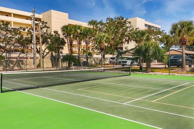 1900 COVE II PLACE 127, Sarasota, FL 34242