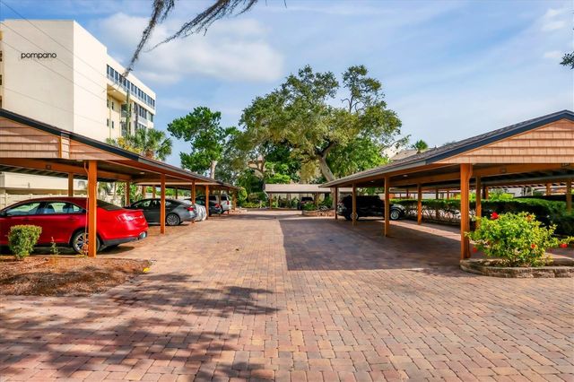 1900 COVE II PLACE 127, Sarasota, FL 34242