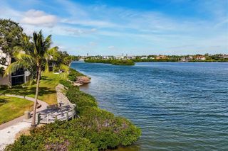1900 COVE II PLACE 127, Sarasota, FL 34242