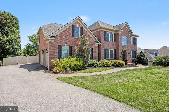 2450 HARTFORD RD, York, PA 17402