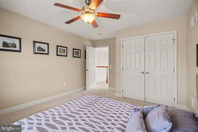 2450 HARTFORD RD, York, PA 17402