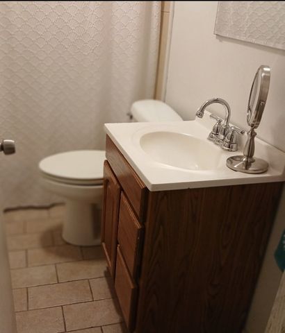 13515 S Baltimore Avenue, Chicago, IL 60633