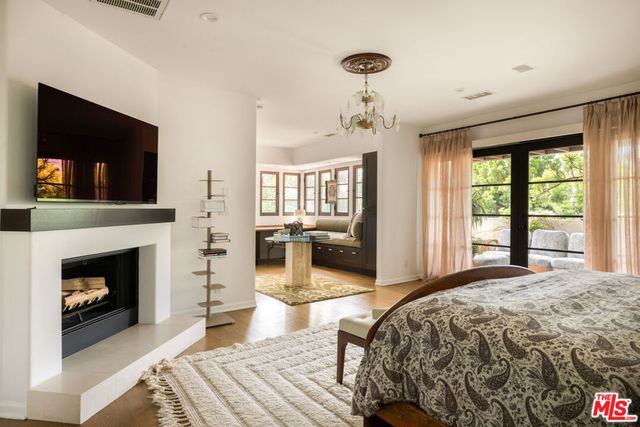 1745 N Vista Street, Los Angeles, CA 90046