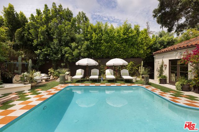 1745 N Vista Street, Los Angeles, CA 90046