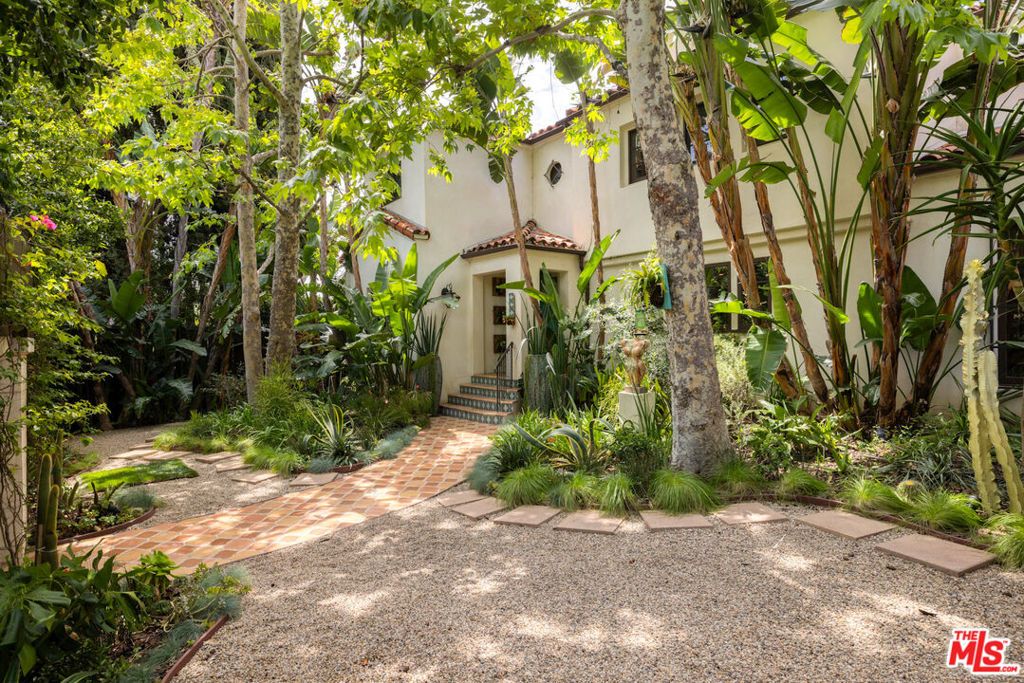 1745 N Vista Street, Los Angeles, CA 90046