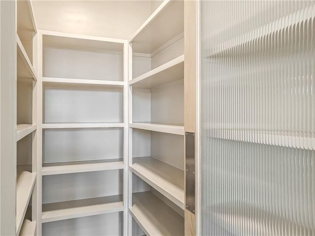 10603 W 173rd Terrace, Overland Park, KS 66221