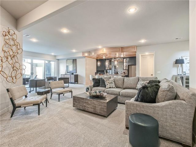 10603 W 173rd Terrace, Overland Park, KS 66221