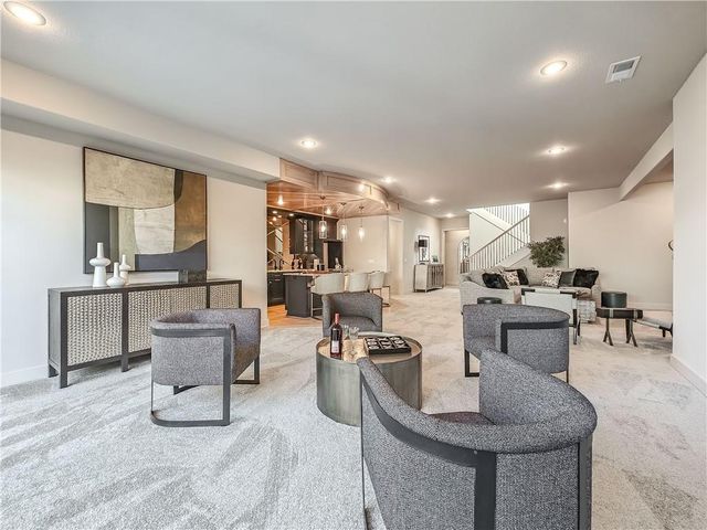 10603 W 173rd Terrace, Overland Park, KS 66221