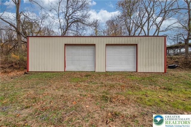 8 High Street, Glendon Boro, PA 18042