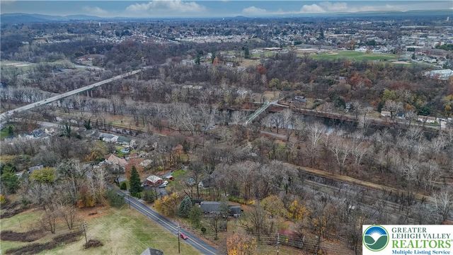 8 High Street, Glendon Boro, PA 18042