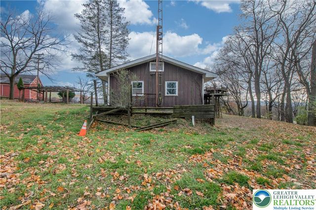 8 High Street, Glendon Boro, PA 18042