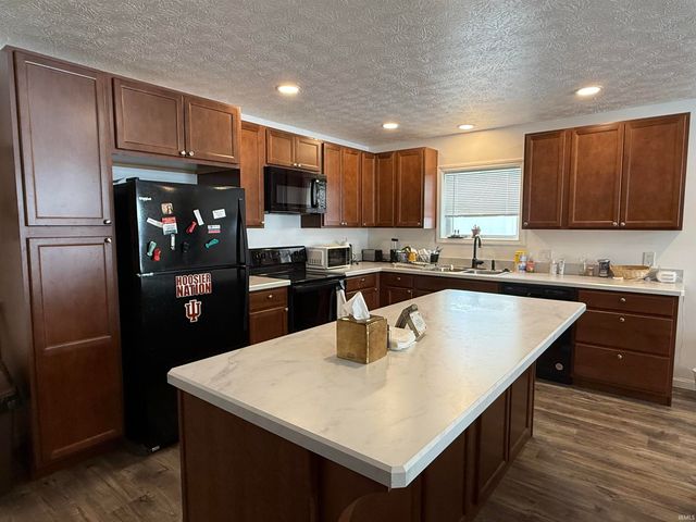 2520 Birk Drive, Jasper, IN 47546