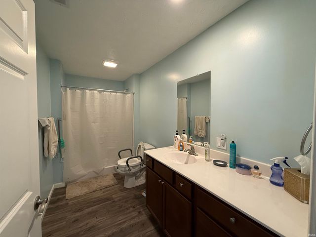 2520 Birk Drive, Jasper, IN 47546