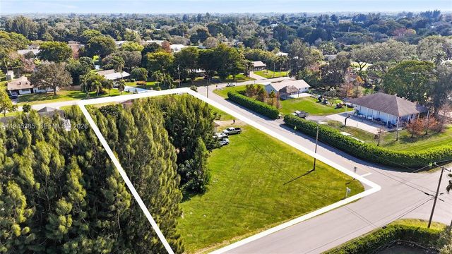 4841 SW 201st Ter, Southwest Ranches, FL 33332