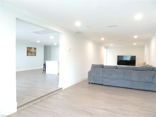 6401 Plumosa AVE, Fort Myers, FL 33908