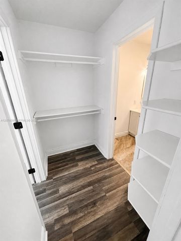 4050 NE 12th Terrace 11-1, Oakland Park, FL 33334