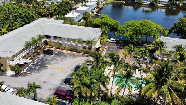 4050 NE 12th Terrace 11-1, Oakland Park, FL 33334