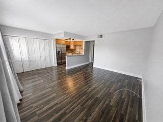 4050 NE 12th Terrace 11-1, Oakland Park, FL 33334
