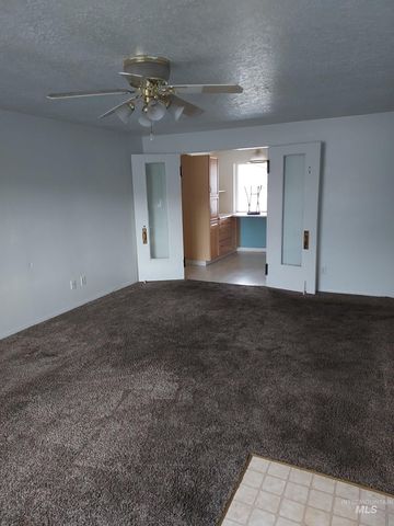 6295 W Grandview Pl, Boise, ID 83709
