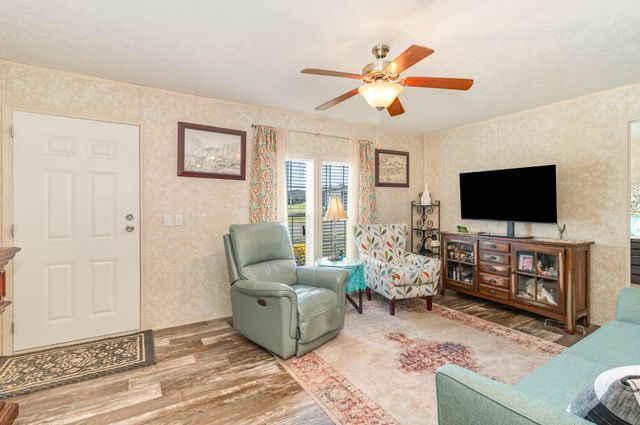 399 Blue Jay Circle, Falmouth, KY 41040