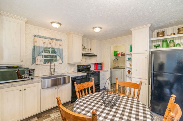 399 Blue Jay Circle, Falmouth, KY 41040