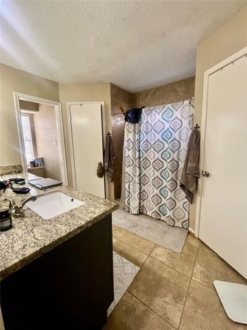 1806 Lansdowne Dr, Richmond, TX 77406