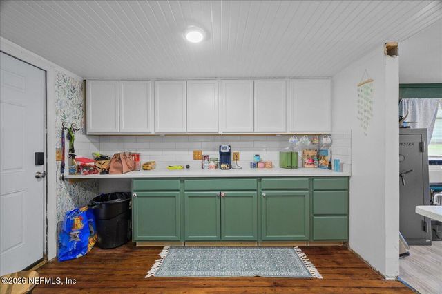 6100 CRILL Avenue, Palatka, FL 32177