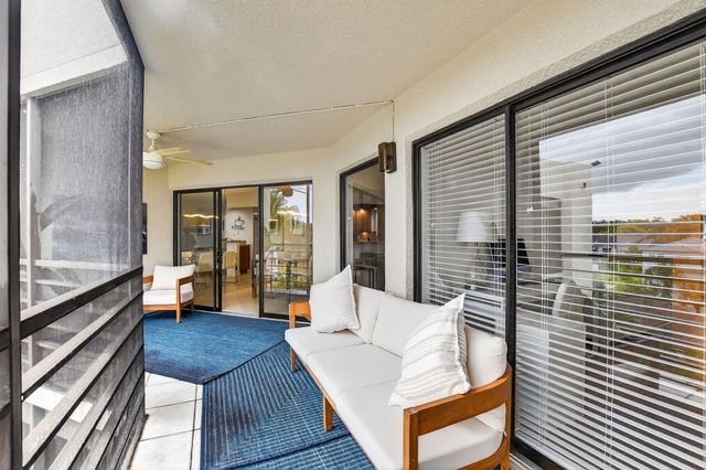 5851 Camino Del Sol 402, Boca Raton, FL 33433