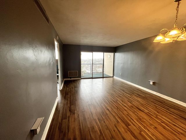 2121 Nicholasville Road Unit 606, Lexington, KY 40503