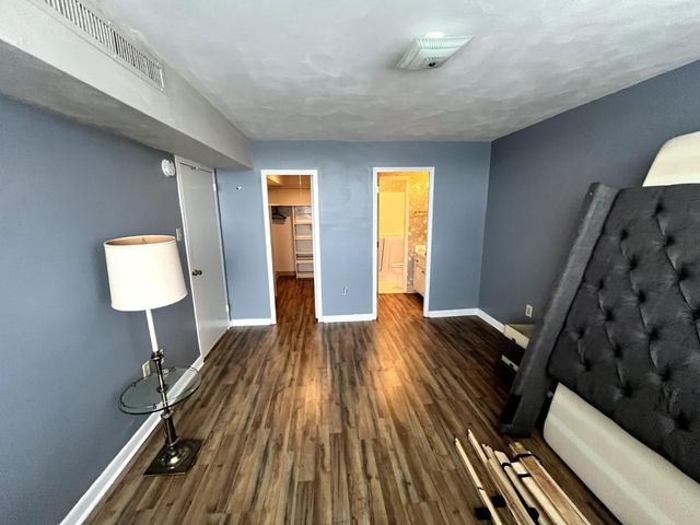 2121 Nicholasville Road Unit 606, Lexington, KY 40503