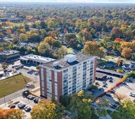 2121 Nicholasville Road Unit 606, Lexington, KY 40503