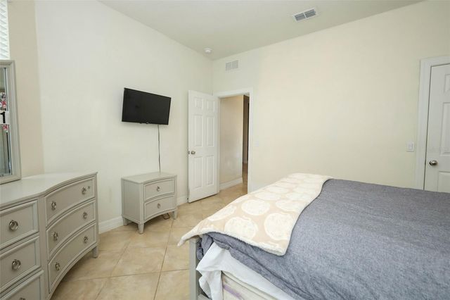 2190 BUR OAK BLVD, St Cloud, FL 34771