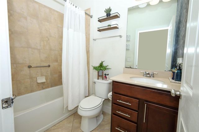 2190 BUR OAK BLVD, St Cloud, FL 34771