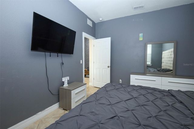 2190 BUR OAK BLVD, St Cloud, FL 34771