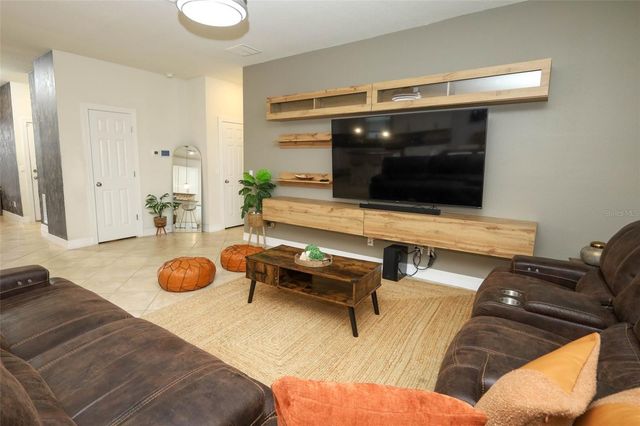 2190 BUR OAK BLVD, St Cloud, FL 34771