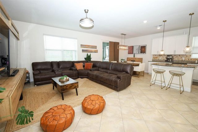 2190 BUR OAK BLVD, St Cloud, FL 34771