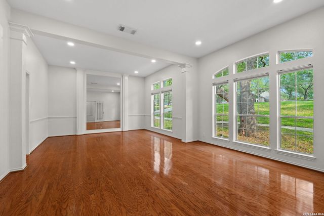 28219 Heritage Trl, Boerne, TX 78015
